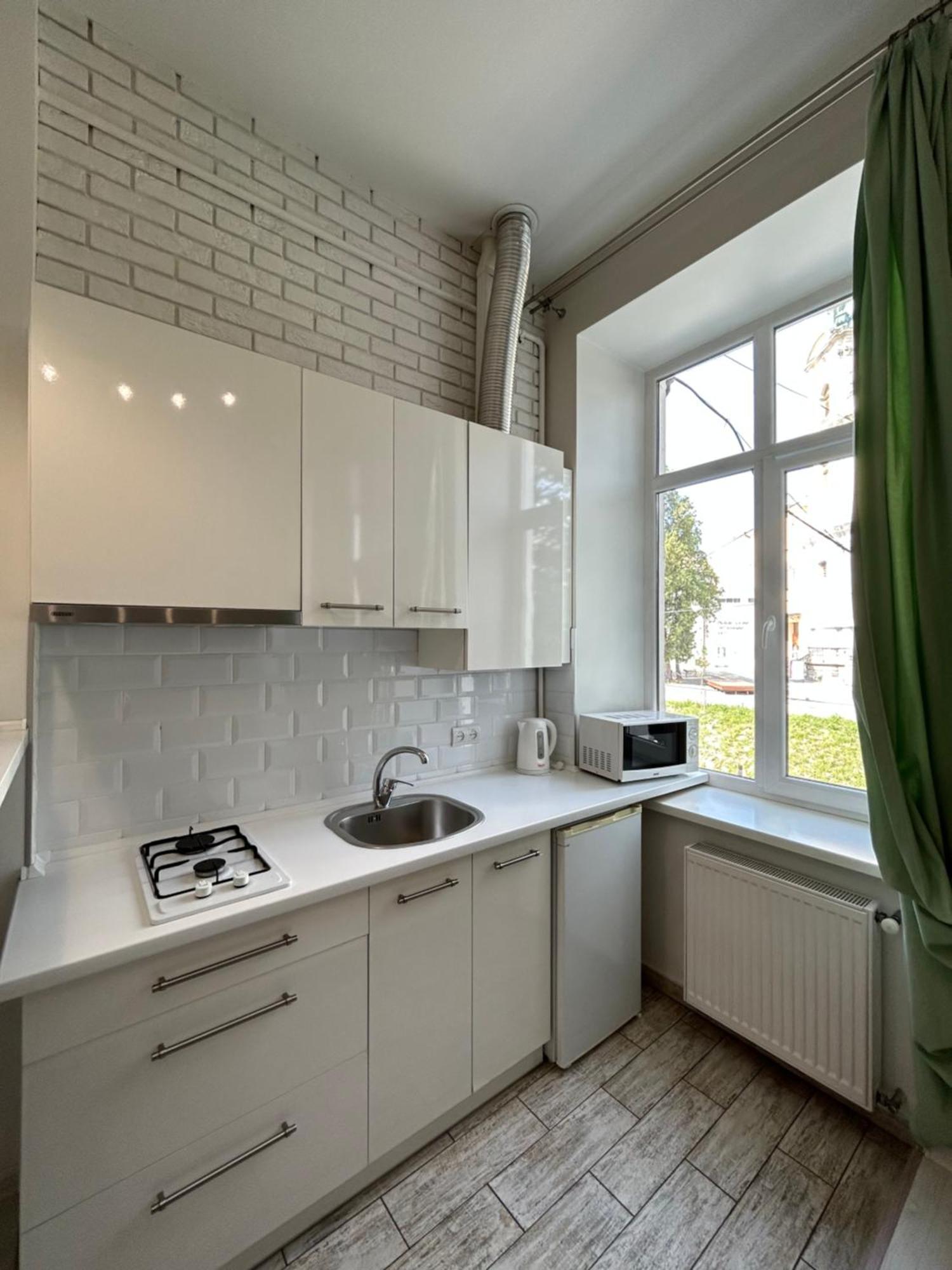 Modern Apartment In Old City Center Lviv Exterior foto