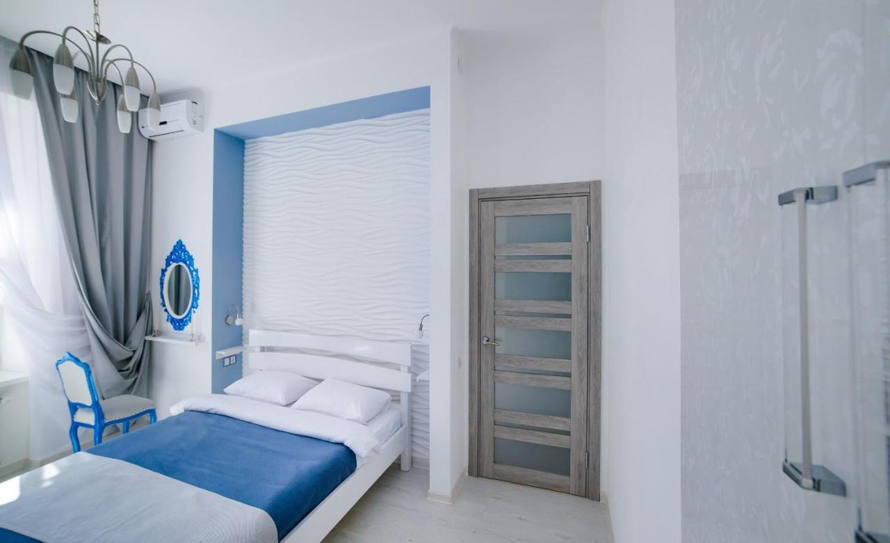 Modern Apartment In Old City Center Lviv Exterior foto